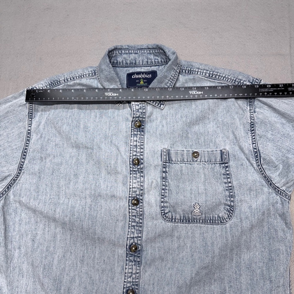 Chubbies The Denim Drift Dock Mens SS Button Down Shirt Small Light Wash Cotton - Picture 5 of 12